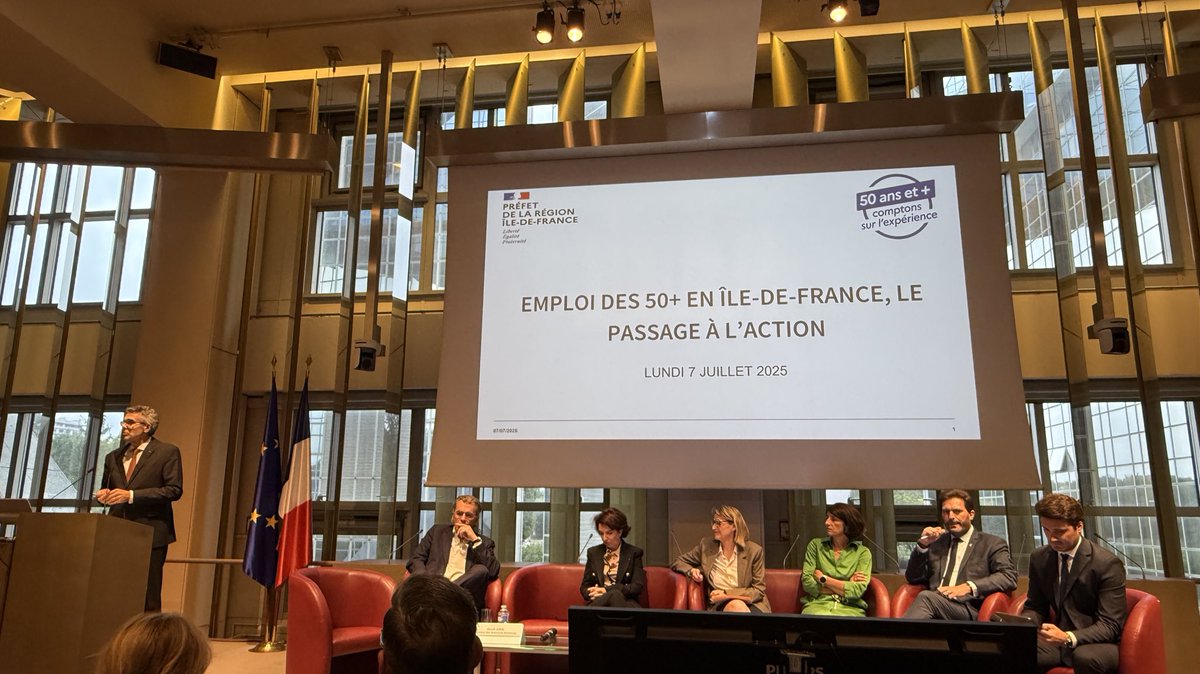 France Travail Île-de-France (@ftravail_idf) on Twitter photo 📢 Séquence « Emploi des 50+ en Île-de-France », aujourd'hui, à la <a href="/Prefet75_IDF/">Préfecture de la région d’Île-de-France</a>
La ministre <a href="/AstridPanosyan/">Astrid Panosyan-Bouvet</a>, rappelle l’enjeu : mobiliser entreprises et territoires pour lever les freins à l’embauche des personnes expérimentées
🧩 Oui, embaucher après 50 ans, ça fonctionne ! 📢 Séquence « Emploi des 50+ en Île-de-France », aujourd'hui, à la <a href="/Prefet75_IDF/">Préfecture de la région d’Île-de-France</a>
La ministre <a href="/AstridPanosyan/">Astrid Panosyan-Bouvet</a>, rappelle l’enjeu : mobiliser entreprises et territoires pour lever les freins à l’embauche des personnes expérimentées
🧩 Oui, embaucher après 50 ans, ça fonctionne !