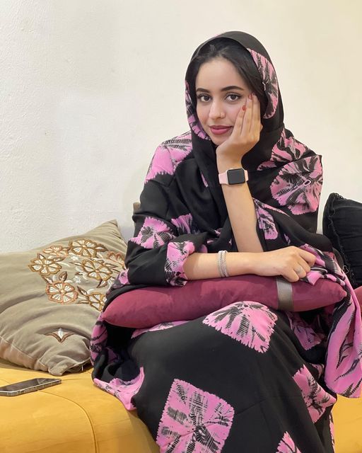 الجمال الصحراوي يتجلى في بنات موريتانيا 🌵🌞
#جمال_الصحراء #موريتانيا_الساحرة #بنات_موريتانيا