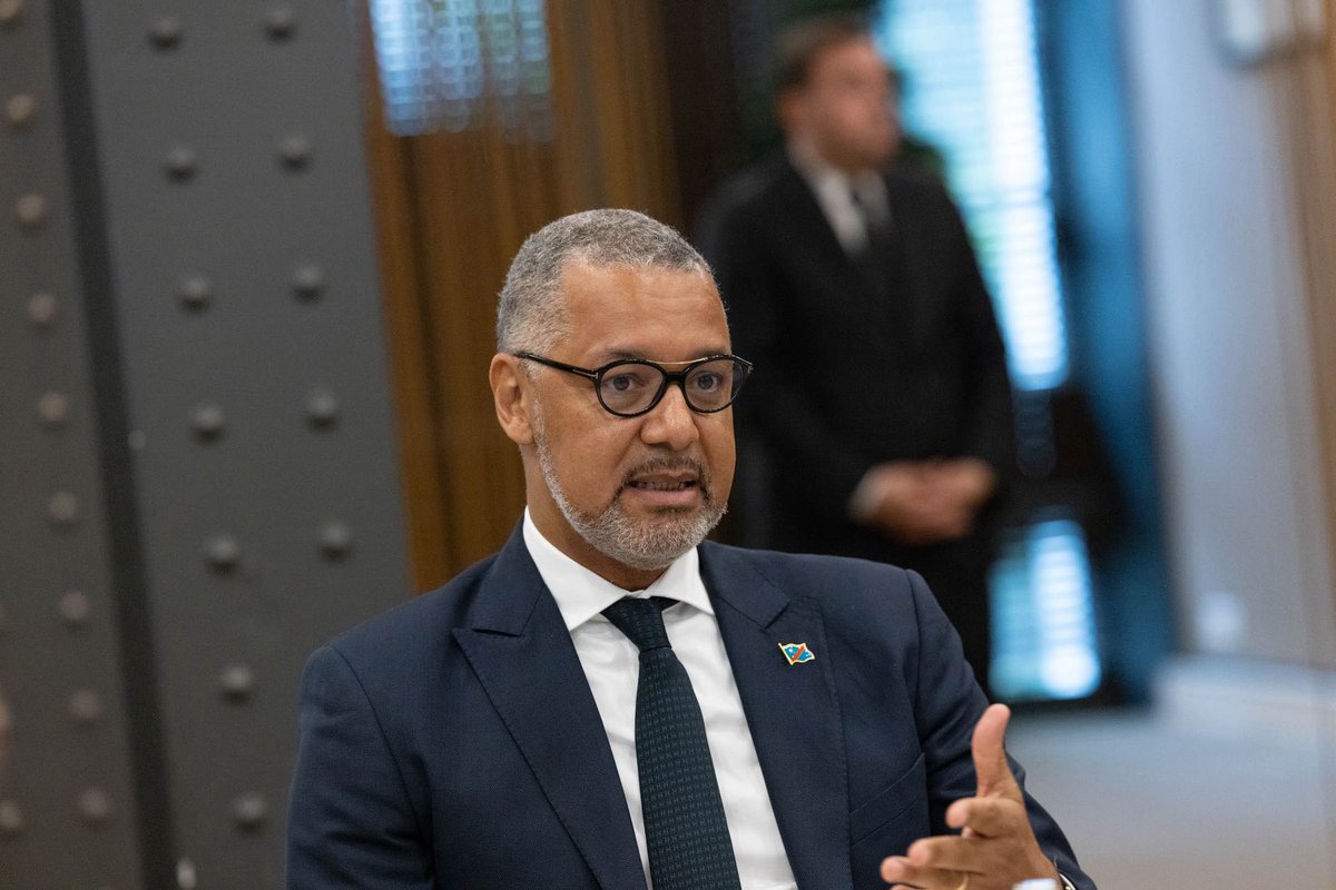 🇫🇷🇨🇩 J’échange aujourd’hui à Paris avec mon homologue Kizito Kapinga Mulume, ministre des Mines de la République démocratique du Congo.

Barrage Inga 3, projets miniers, gouvernance financière : nous avançons vers une coopération fondée sur la confiance et des intérêts partagés.