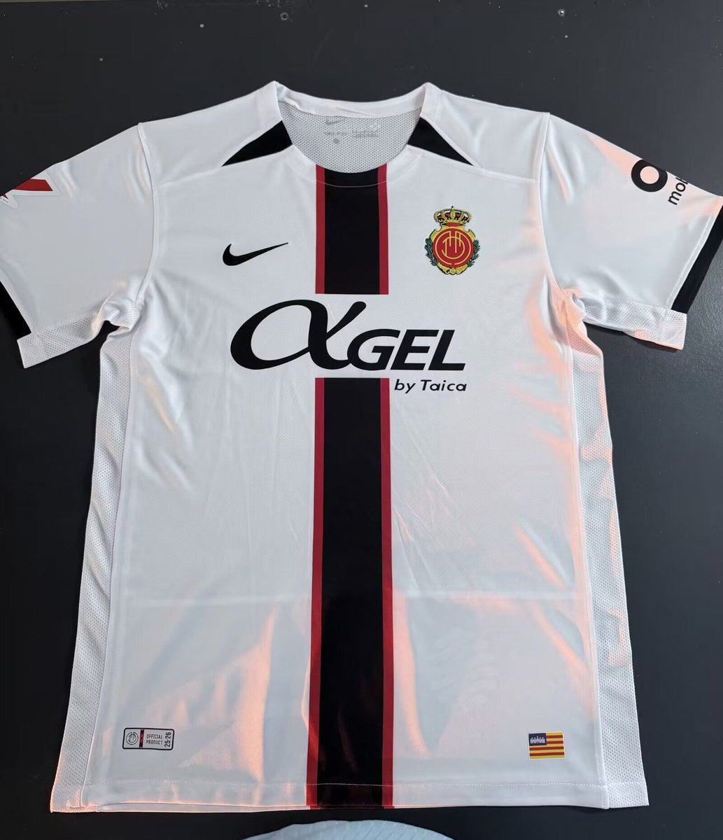💥 Añadimos NOVEDADES a la web 💥

👕 Mallorca 2025/26 - Local y visitante 

🎉 Muchos/as las estabais esperando y ya podéis haceros con estas camisetas en la web 💻