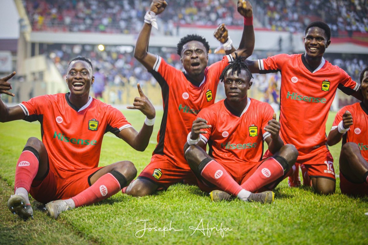 Owuraku Ampofo (@_owurakuampofo) on Twitter photo Kotoko striker ๐ฌ๐ญ Kwame Poku paid tribute to Diogo Jota after scoring in the Presidentโs Cup on Sunday.
Lovely moment โค๏ธ
๐ธ <a href="/josephodei09/">Joseph Afrifa Sarfo</a> Kotoko striker ๐ฌ๐ญ Kwame Poku paid tribute to Diogo Jota after scoring in the Presidentโs Cup on Sunday.
Lovely moment โค๏ธ
๐ธ <a href="/josephodei09/">Joseph Afrifa Sarfo</a>