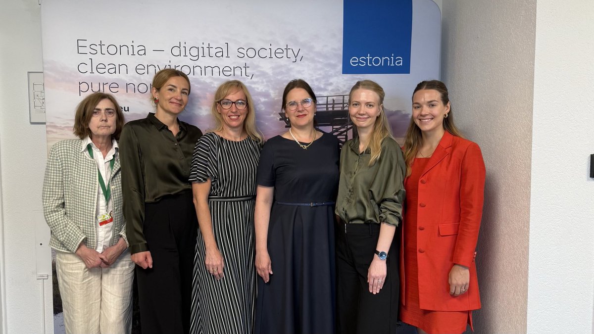 EstoniaGeneva's tweet image. We are pleased to welcome the Minister of Justice and Digital Affairs of Estonia 🇪🇪 H.E. Mrs Liisa-Ly Pakosta in Geneva, who will be attending the @ITU ’s #WSIS +20 & #AI4Good Summits and @WIPO General Assembly.