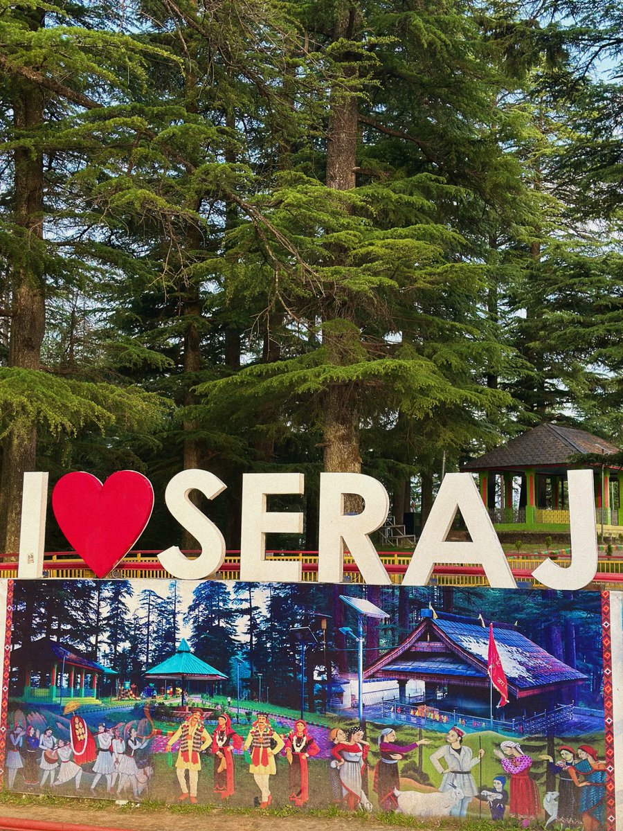 nazariyaa__'s tweet image. Visited Thunag and Janjehli valley just last month. Roads, schools-colleges, hospitals, markets, lush green orchards… everything felt so full of life.
Breaks my heart to see the flood damage now. Praying for Seraj 💔🙏🏻