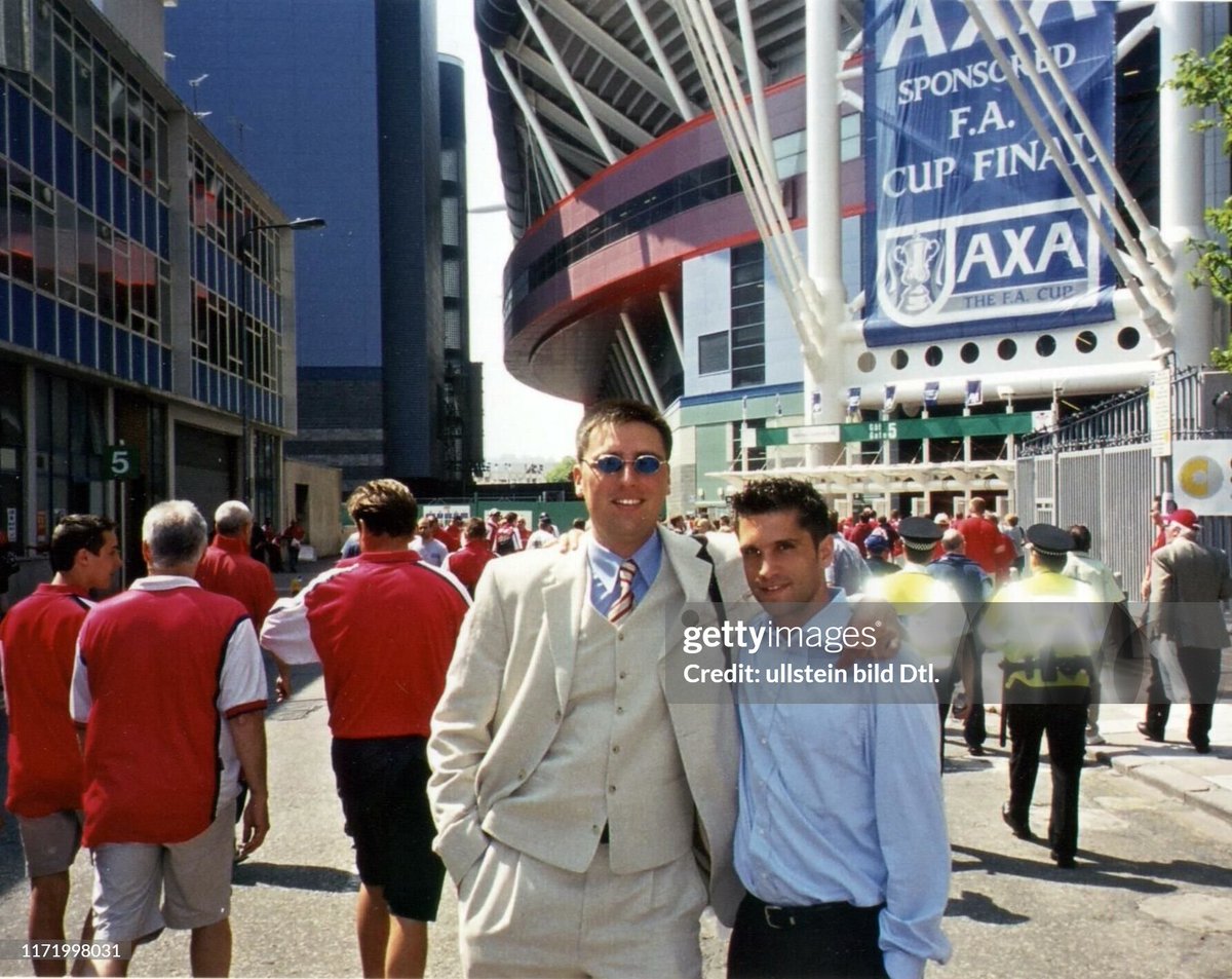F.A. Cup Final 2001 Cardiff Millenium Stadium Stadion Arsenal vs. Liverpool (2001)