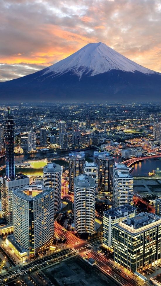 彼らはあなたを歓迎する準備はできているけれど、別れを告げる準備はできていない。それは成長の一部。私たちは皆同じ道を歩んでいる。ただ、夢や思い出の中でそれを失わないように。 😌🙏
youtu.be/2dPDBU9MC8c?si…