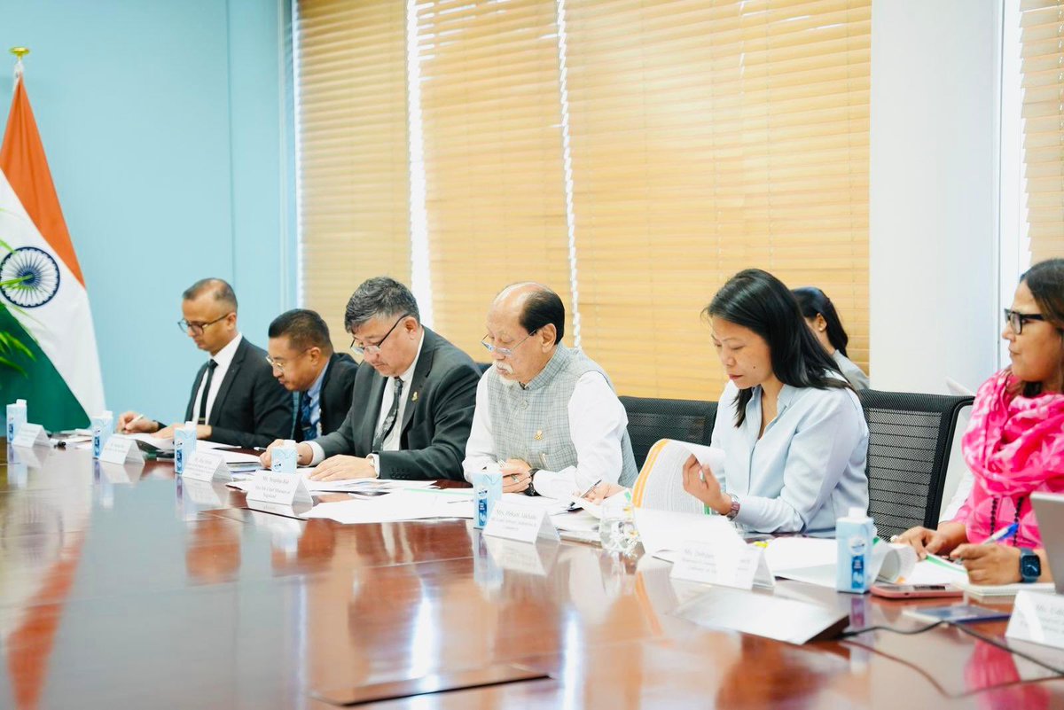 Hon'ble Chief Minister of Nagaland, Shri Neiphiu Rio and his delegation met the  representatives of the Japan-India Friendship Association, Nagano Prefecture who were keen on  human resource exchange especially in the farm sector . Mr Jun Matsumoto Former Member of Parliament