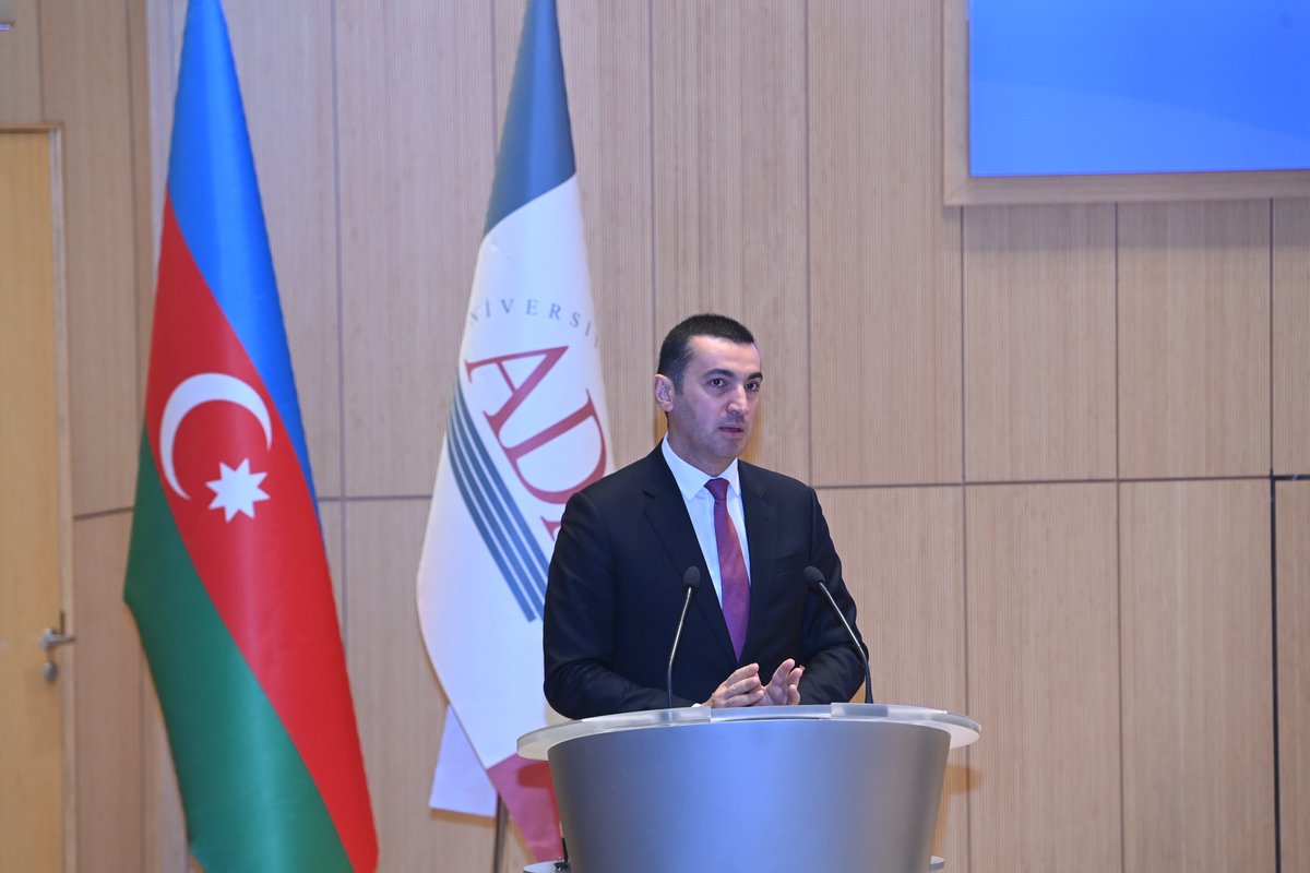MFA Azerbaijan 🇦🇿 (@azerbaijanmfa) on Twitter photo 7 iyul 2025-ci il tarixində <a href="/ADAUniversity/">ADA University</a>-də “Azərbaycanın xarici siyasəti suverenliyin bərpasından sonra: prioritetlər və çağırışlar” mövzusunda diplomatik xidmət orqanlarının rəhbərlərinin IX müşavirəsinin açılış mərasimi baş tutub.
Açılış mərasimində ADA Universitetinin 7 iyul 2025-ci il tarixində <a href="/ADAUniversity/">ADA University</a>-də “Azərbaycanın xarici siyasəti suverenliyin bərpasından sonra: prioritetlər və çağırışlar” mövzusunda diplomatik xidmət orqanlarının rəhbərlərinin IX müşavirəsinin açılış mərasimi baş tutub.
Açılış mərasimində ADA Universitetinin