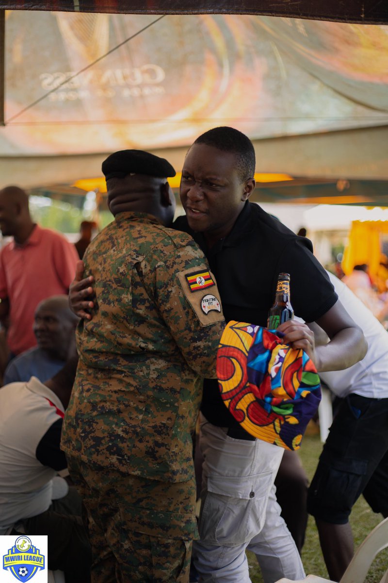 MwiriLeague's tweet image. When old friends meet again 😎 hugs and smiles all around 🔥😁 the bond of mwiri never fades 🙌💪 @Mwirian1911 @MwiriSACCO @ArthurKyagaba
#MwiriLeague
