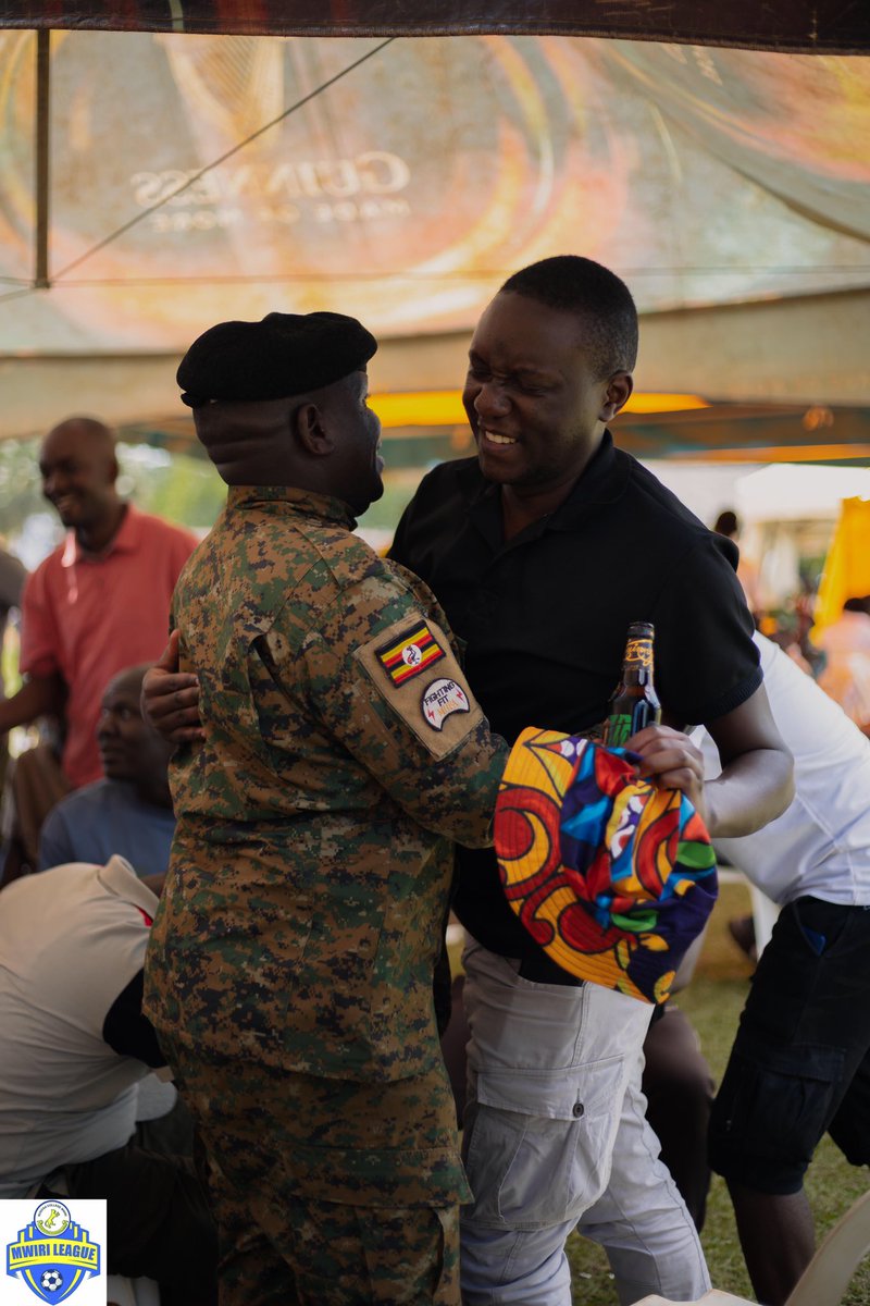 MwiriLeague's tweet image. When old friends meet again 😎 hugs and smiles all around 🔥😁 the bond of mwiri never fades 🙌💪 @Mwirian1911 @MwiriSACCO @ArthurKyagaba
#MwiriLeague