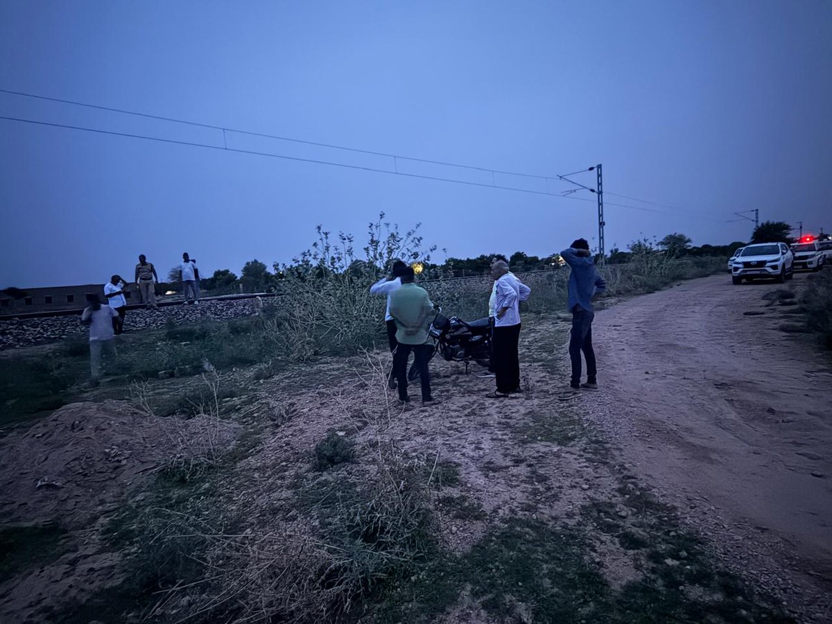 HANUMAN BENIWAL (@hanumanbeniwal) on Twitter photo .<a href="/PoliceRajasthan/">Rajasthan Police</a> के नव - नियुक्त डीजीपी साहब ,क्या आपके यह संज्ञान में है कि नागौर जिले के पुलिस कप्तान की संवेदनाएं मर चुकी है, क्या आपको मालूम है कि नागौर जिले के पुलिस कप्तान आकंठ भ्रष्टाचार में डूबे हुए है क्योंकि जब इन्हें पुलिस परिवार के हितों की भी परवाह नहीं हैं तो आम जन .<a href="/PoliceRajasthan/">Rajasthan Police</a> के नव - नियुक्त डीजीपी साहब ,क्या आपके यह संज्ञान में है कि नागौर जिले के पुलिस कप्तान की संवेदनाएं मर चुकी है, क्या आपको मालूम है कि नागौर जिले के पुलिस कप्तान आकंठ भ्रष्टाचार में डूबे हुए है क्योंकि जब इन्हें पुलिस परिवार के हितों की भी परवाह नहीं हैं तो आम जन