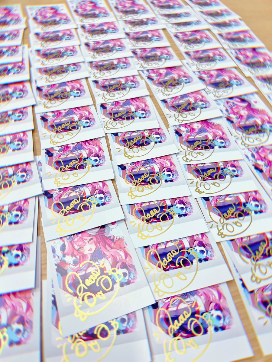 My wrist is crying but my heart is full 💖✍️💫