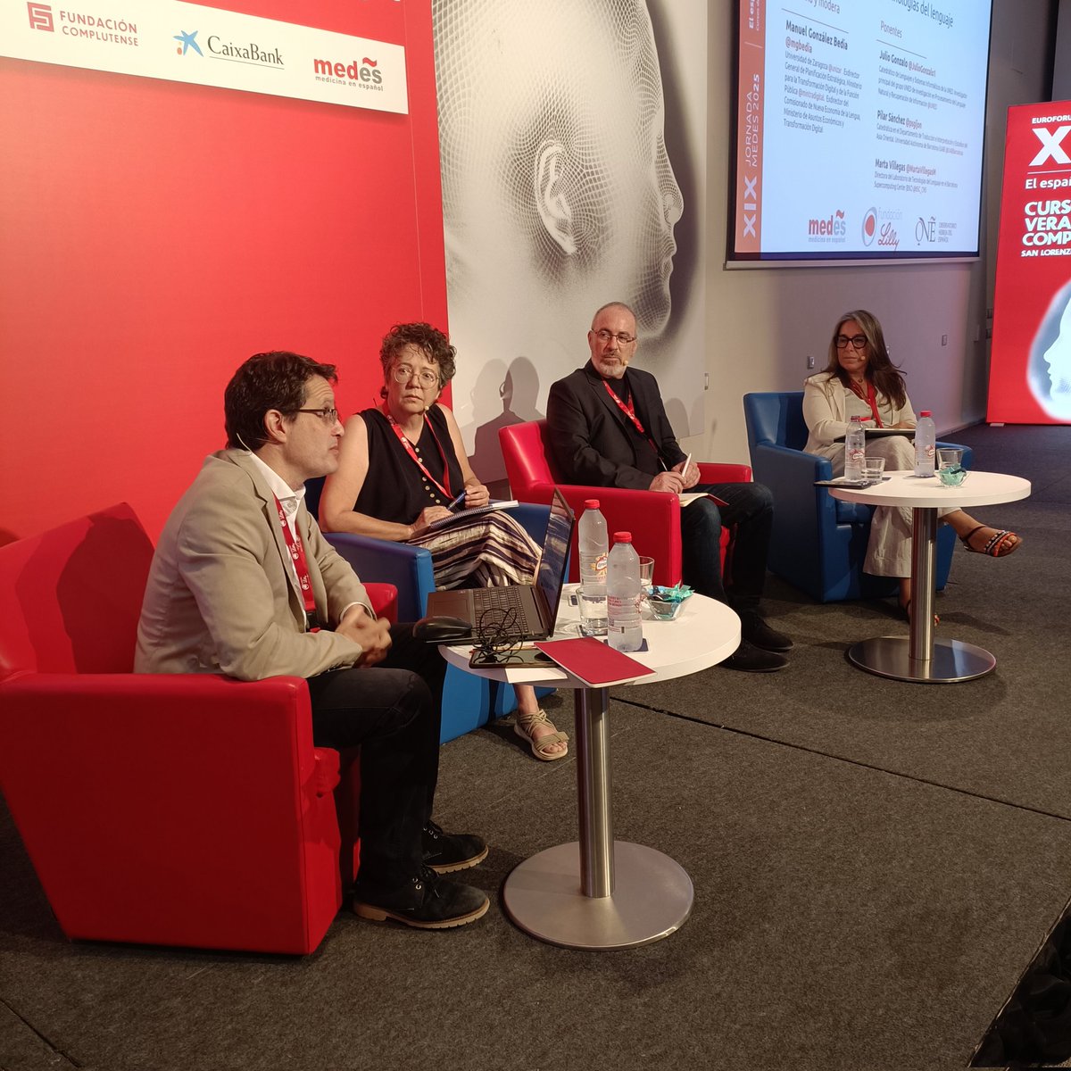 #JornadaMEDES
Segunda mesa redonda "De la Torre de Babel a las tecnologías🤖 del lenguaje"
Moderador: Manuel González Bedia (<a href="/mgbedia/">Manuel G Bedia</a>)
Ponentes: Marta Villegas (<a href="/MartaVillegasM/">Marta Villegas</a>), Julio Gonzalo (<a href="/JulioGonzalo1/">Julio Gonzalo</a>) y Pilar Sánchez Gijón (<a href="/psgijon/">Pilar Sanchez Gijon</a>)