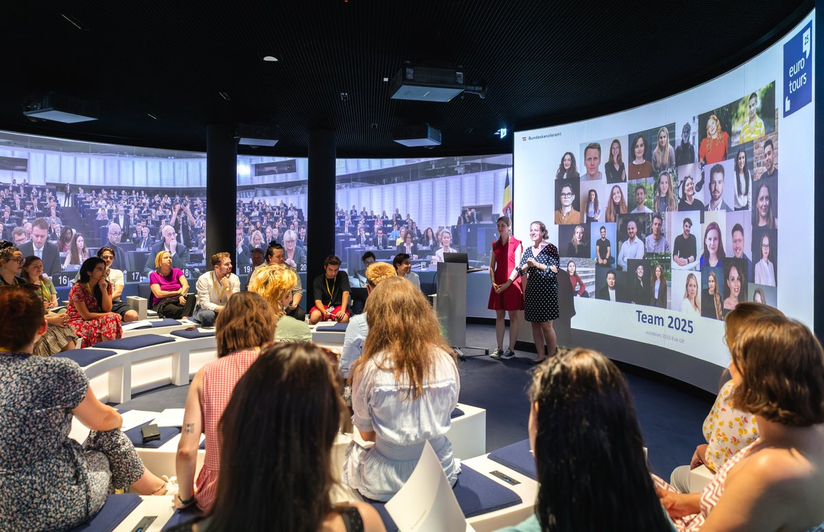 Eurotours EU (@eurotours_eu) on Twitter photo 🇪🇺 Ein kleiner Rückblick zu der Kick-Off Veranstaltung von #eurotours2025 unter dem Thema "Jugend in Europa - Generation Zuversicht?". Vielen Dank <a href="/Europarl_AT/">Europaparlament</a>, dass ihr uns für die Veranstaltung in das "Erlebnis Europa" eingeladen habt und danke an alle, die dabei waren! 🇪🇺 Ein kleiner Rückblick zu der Kick-Off Veranstaltung von #eurotours2025 unter dem Thema "Jugend in Europa - Generation Zuversicht?". Vielen Dank <a href="/Europarl_AT/">Europaparlament</a>, dass ihr uns für die Veranstaltung in das "Erlebnis Europa" eingeladen habt und danke an alle, die dabei waren!
