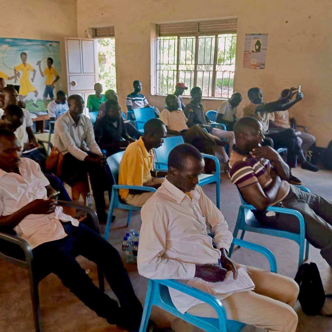LftWUG's tweet image. Building Safer Communities in Lamwo. Last week, we sat down with the Role Model Men trained under the Resilience Project champions working at the grassroots to challenge harmful norms and confront gender-based violence (GBV) in their communities.
👉shorturl.at/HjTeL