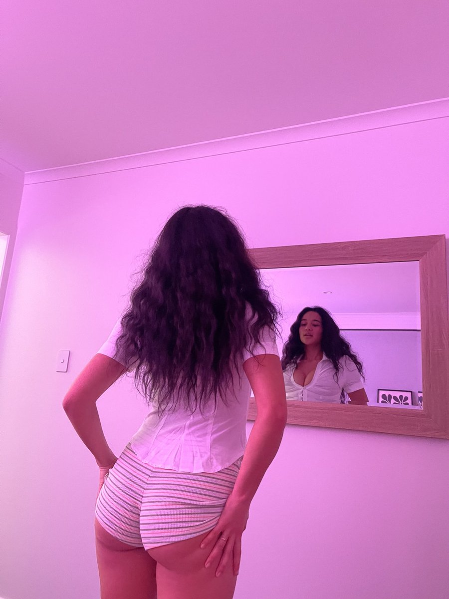 missysayso's tweet photo. I’ll see you later x https://t.co/rXOs93y1r7