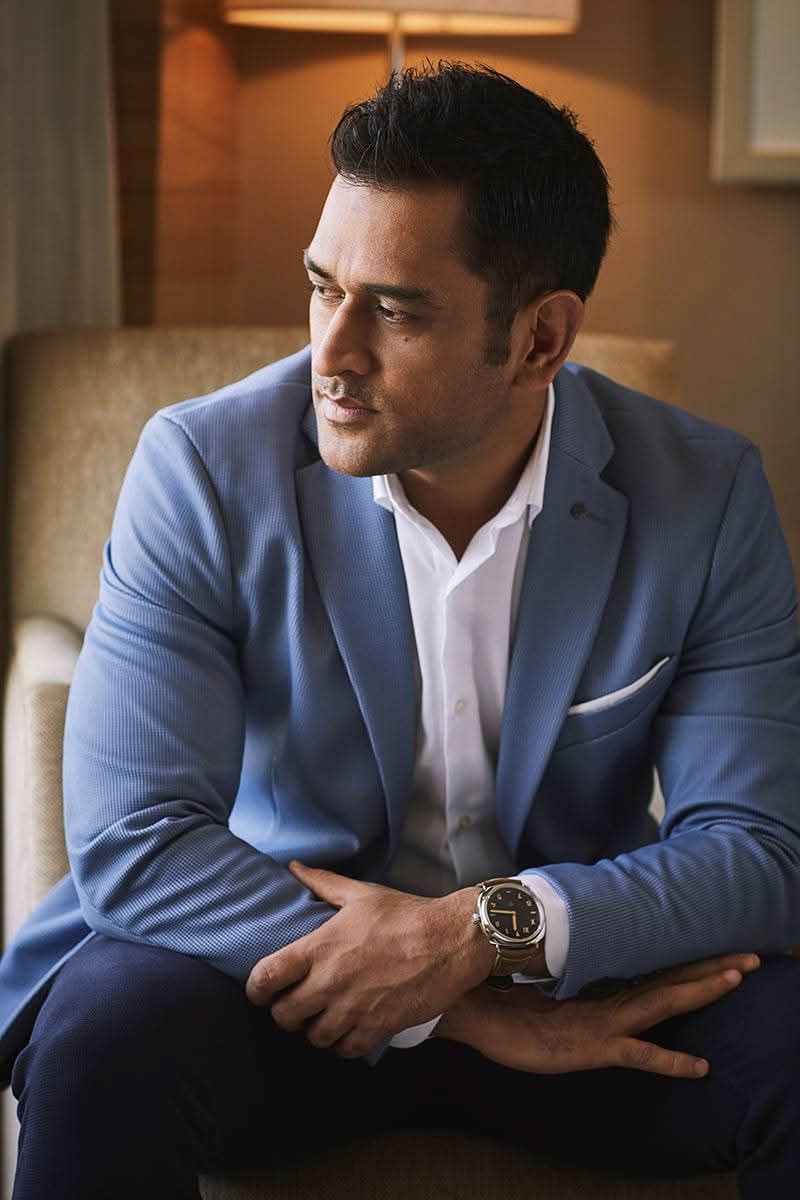 तुझे किसने कहा तू अनजान बनकर आया कर,तू इस गांव में मेहमान बन कर आया कर,एक तुझे ही तो बक्सी है इस गांव की हुकूमत ये तेरी सल्तनत है,तू यहां सुलतान बन कर आया कर।

Happy birthday Legend 🎉🥳💐🥰

<a href="/msdhoni/">Mahendra Singh Dhoni</a> 🫶🏻❤️