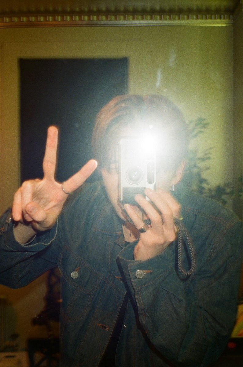 💎 #TREASURE_UPDATE ✨

Asahi photos update 07.07.2025 🤖