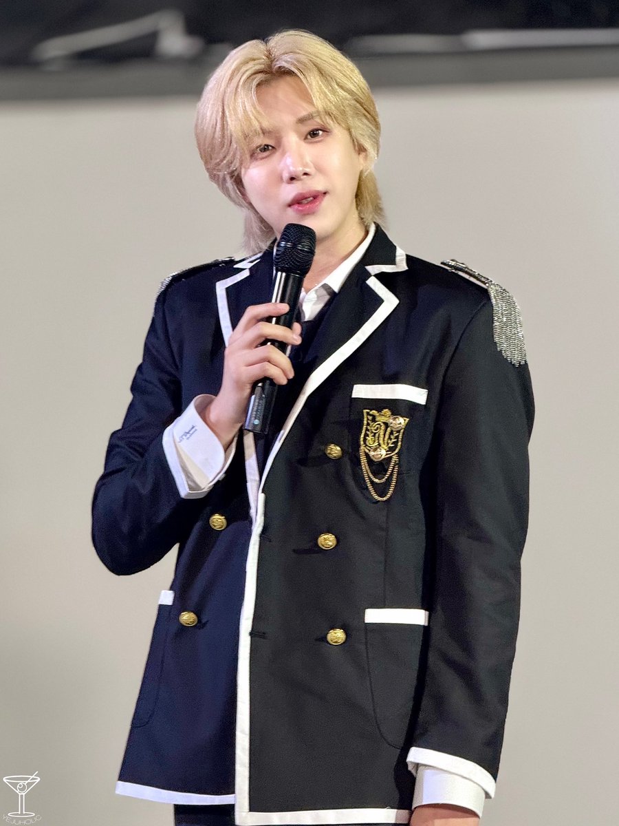 __yejuholic__'s tweet photo. 250706 SIM YEJUN SOLO LIVE in OSAKA
SEASON IN THE SUN
1๋ถ ํฌํ ํ์
๐ค๐ค๐ค
#ํฌ์ปค์ฆ #์์ค #์ฌ์์ค #YEJUN #FCUZ
(@Only1yejun ) https://t.co/p1gGT8u3SZ