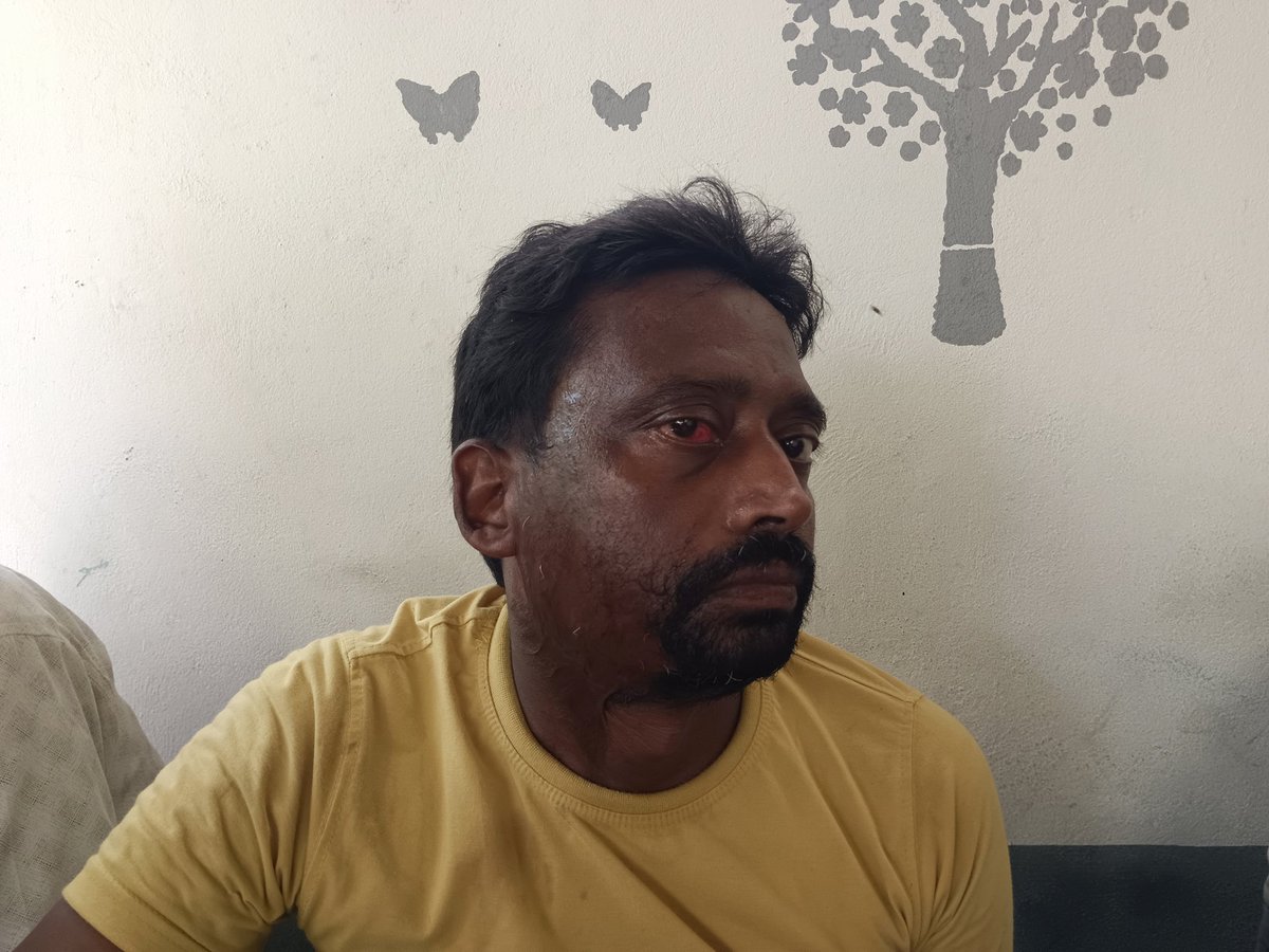 Absnews131's tweet photo. थाना दूधरा पुलिस की मनमानी पीड़ित की नही हो रही सुनवाई
क्या बड़े घटना की पुलिस कर रही इंतजार,पीड़ित राजकुमार को दबंगो ने मारपीट कर किया घायल दुधारा थाना क्षेत्र का मामला
@digbasti @santkabirnagpol @Uppolice https://t.co/ZANljpXigx