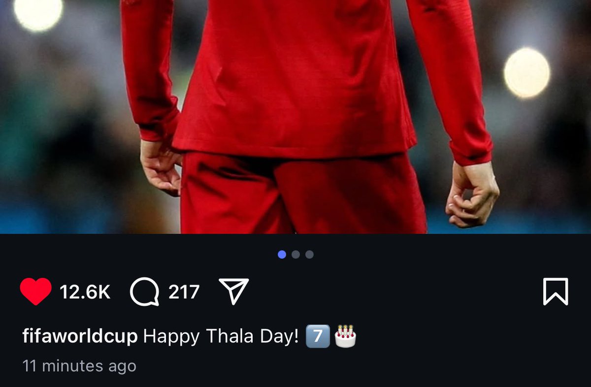 FIFA handle posted this 
My man won hearts of this world 
#HappyBirthdayDhoni