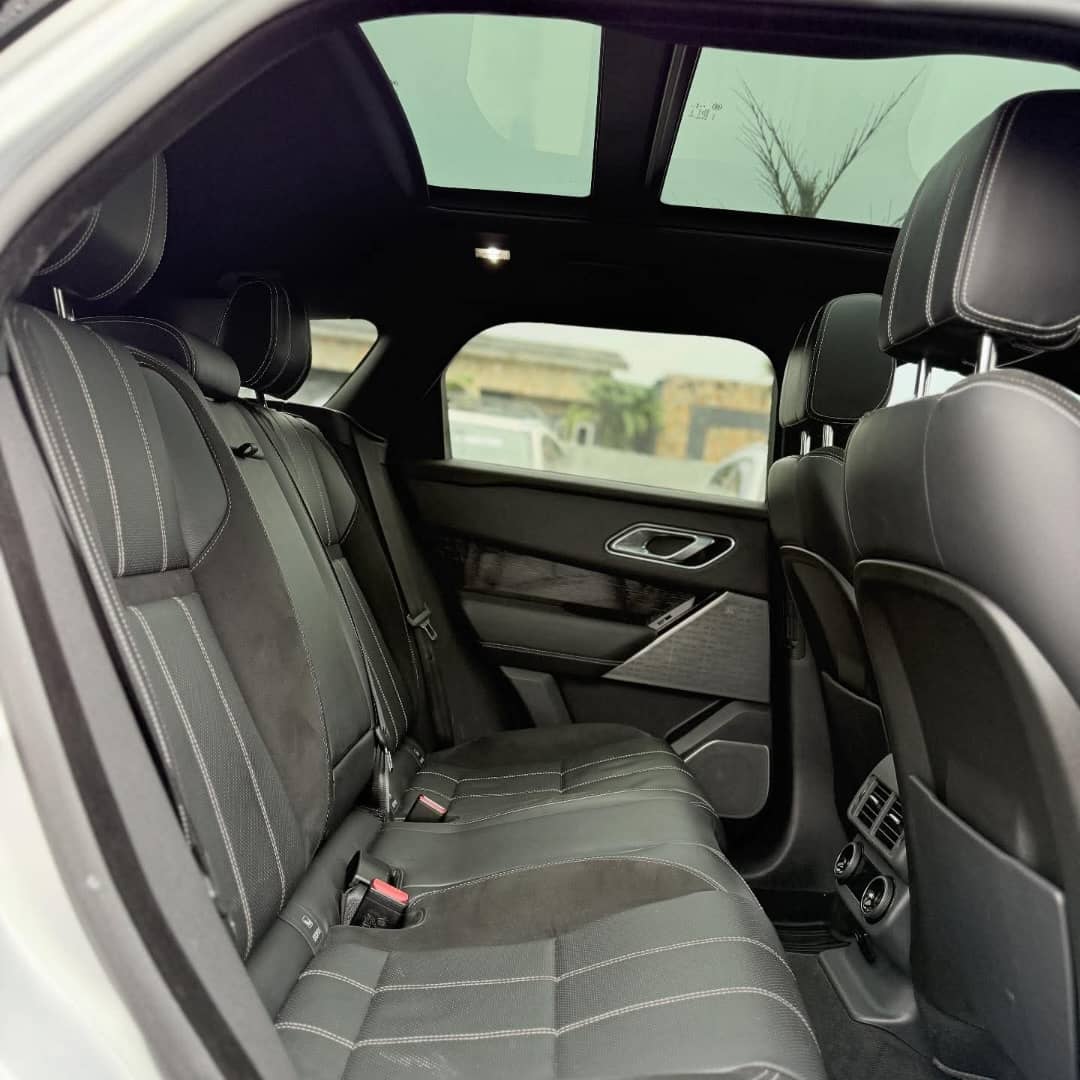 JojoAutos's tweet image. UPDATE ‼️UPDATE ‼️UPDATE‼️
FRESH OFF D BOAT🛳️ 2018 RANGE ROVER VELAR P380 SE R-DYNAMIC
🔥🔥🔥🔥
LOCATION: LEKKI LAGOS NIGERIA
PRICE: 66.8M