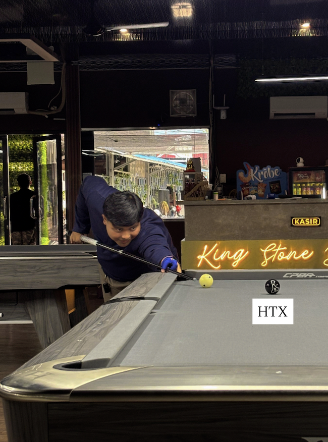 kxmeloth's tweet photo. @HTXCommunity Playing billiards takes focus, practice, and patience — just like working out! #HTX_Workout 
@huobians @venturee @GorLi 
Thankyou @HTXCommunity 💪 https://t.co/w9kZCBNwoL