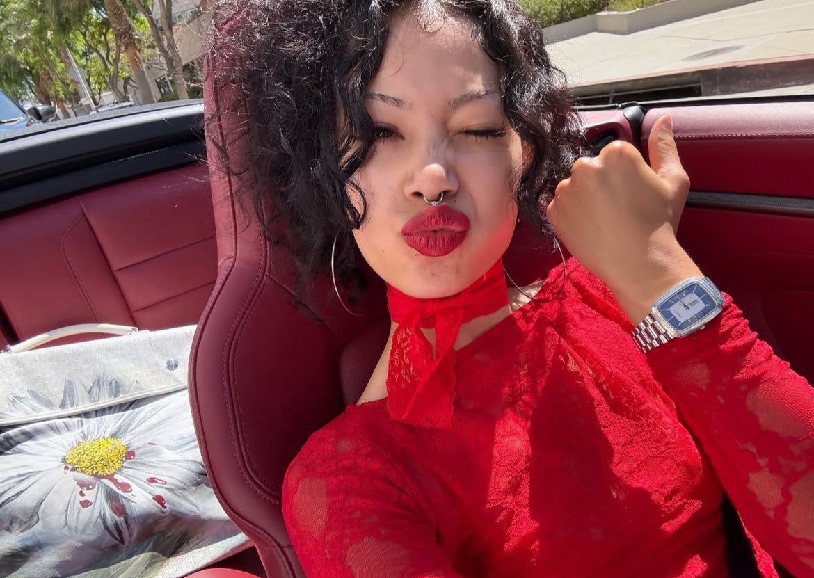 💋