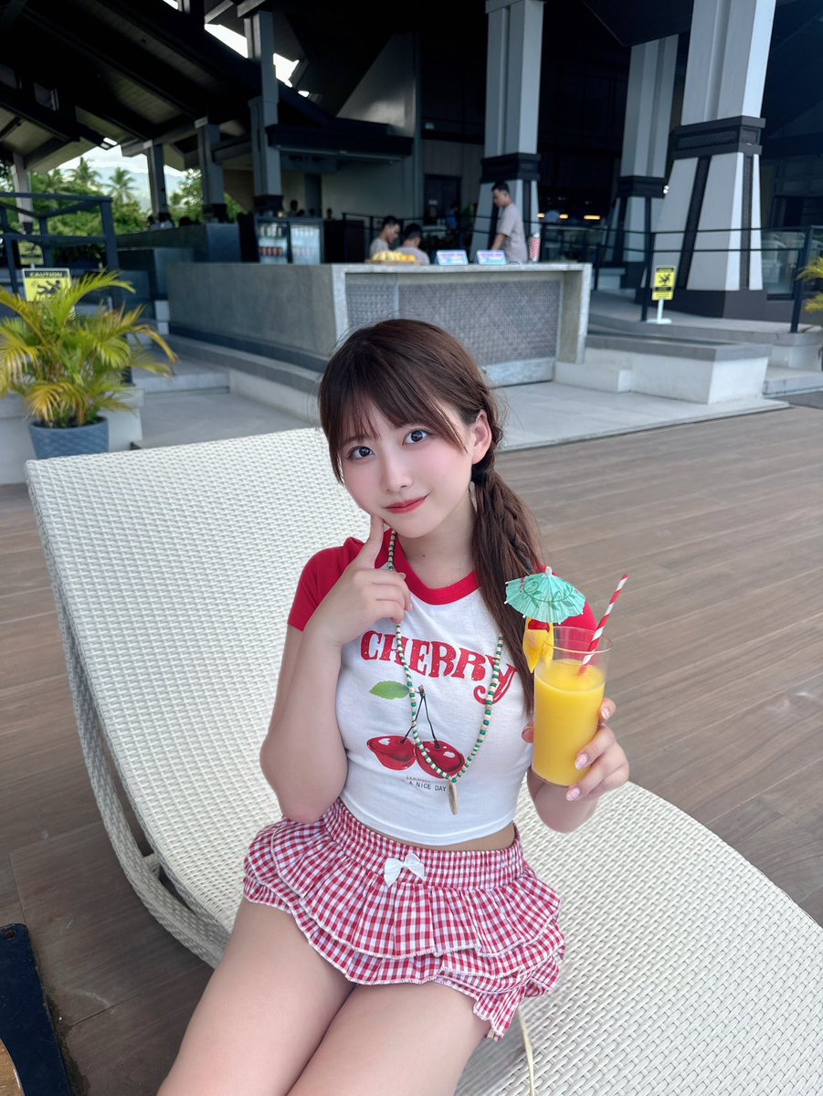 satoukaren_desu's tweet photo. ふわふわ質感が可愛い💖
MQNYのパウダーマットリップスティックが最高すぎる…！
エアリーマットで軽いのに、縦ジワぼかしてくれる〜♡
肌馴染みいいから自然だよ！！

【7/11-7/14 Prime Day】でお得にゲットできるよ！

#PR #Amazon #PrimeDay #マックイーンニューヨーク https://t.co/mFtgGk6x3d