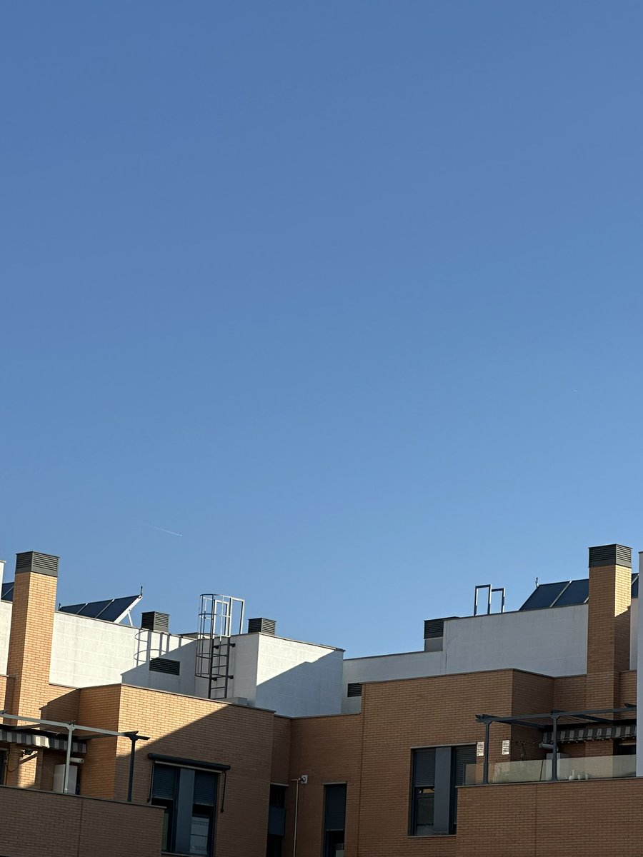 myzykyn's tweet image. Sleepy Monday 😴☕️

We started the week feeling pretty tired but  still working on our projects. I’m currently working on the “Booklist” project. Practicing with the API REST and creation of a mini web app for book management (legendary)

We continue updating 🚀