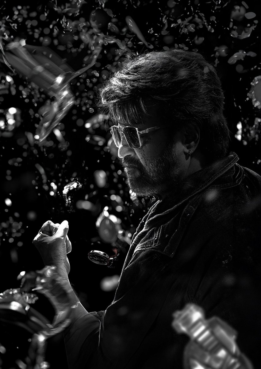 PettaPrabu's tweet image. 3️⃣8️⃣ days to go for a mass festival like never before!
Prepare to be RAJINIFIED 💥
#38DaysForCoolie #Thalaivar #CoolieCountdown
#Coolie