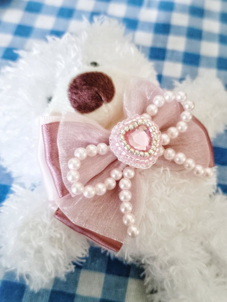 lsparkb26's tweet image. ぬい向けチョーカー、ピンクのリボンを準備中です。
またサイズ2パターン用意できたらいいな。
夏に合うカラーを考えていたのに、気づいたらピンクを手にとってしまっていたので…😅
#ハンドメイド
#リボン
#リボンアクセサリー
#ぬい撮り
#ぬい活
#ぬい服