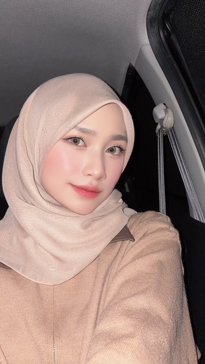 𓆩𓂃𝓲𝓽𝓼𝓶𝓮_𝓪𝔂𝓭𝓪 ꫂ ၴႅ𓂃𓆪 (@aydakhalyda) on Twitter photo 