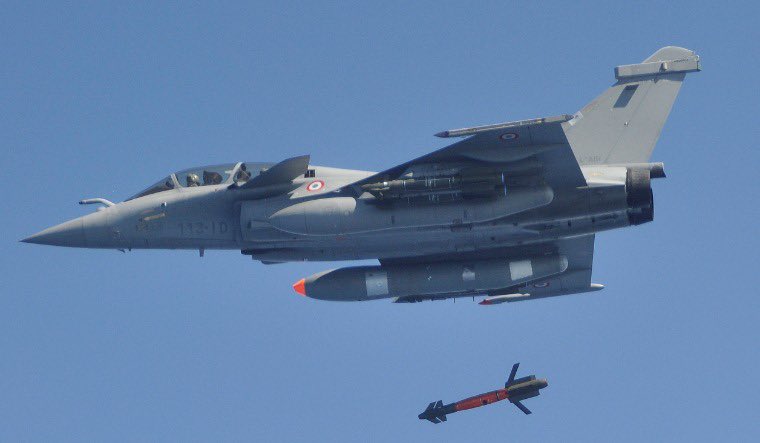 ❗️🇫🇷France announced the acceleration of the production of AASM "Hammer" high-precision aerial bombs, which have proven their effectiveness in 🇺🇦Ukraine.