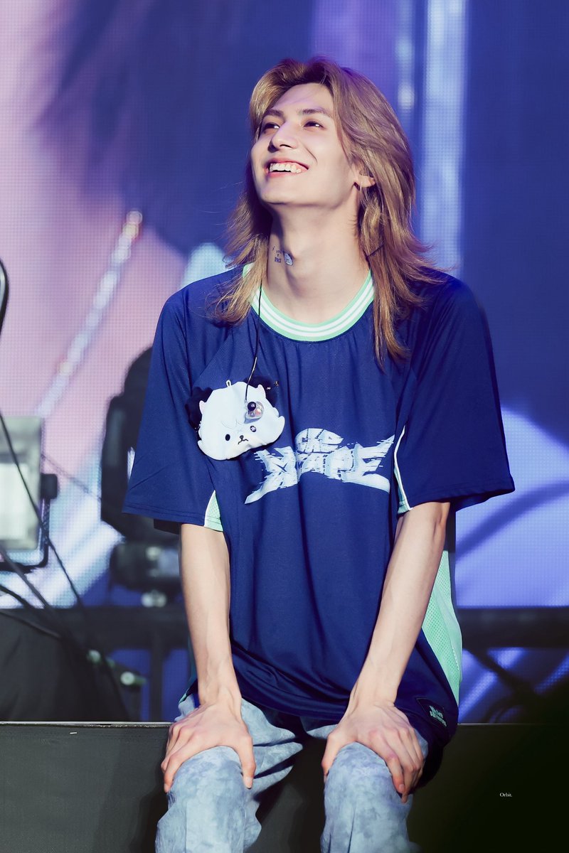 𝐎𝐫𝐛𝐢𝐭. tweet media