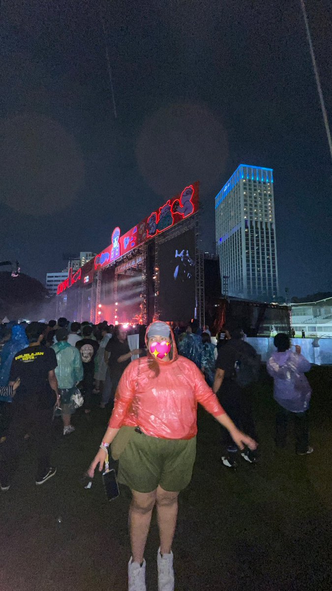 Alien.Gurl🫧 tweet media