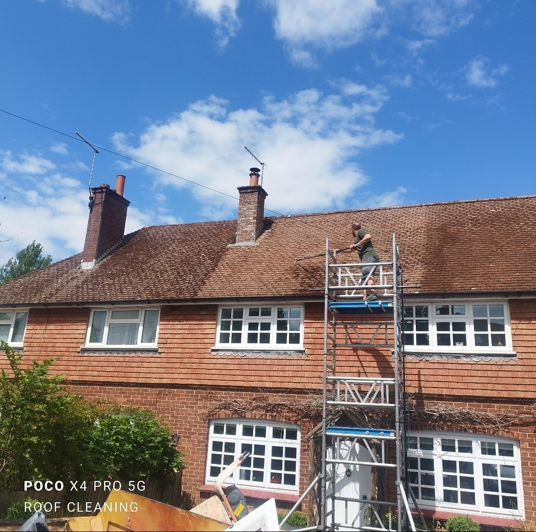 Hadlow Exterior Cleaning tweet media