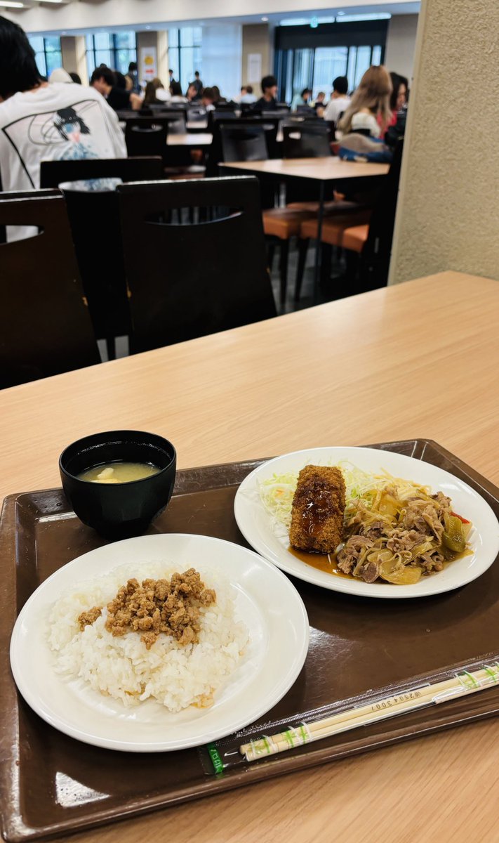 kaaaaatsu's tweet image. 青学の学食で非常勤講師のようなつもりで20年ぶりに〝表参道〟食べました👶

完