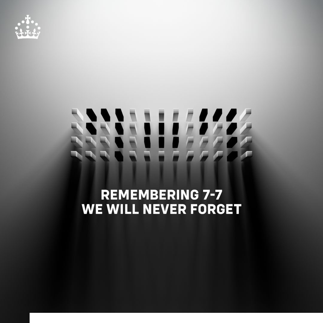 YvetteCooperMP's tweet image. Today we remember the 52 who lost their lives, the loved ones they left behind and all those injured and affected by the horrific 7/7 attacks.
We remember too the bravery of fellow passengers & emergency services, the determination of our country to stand together against hate.