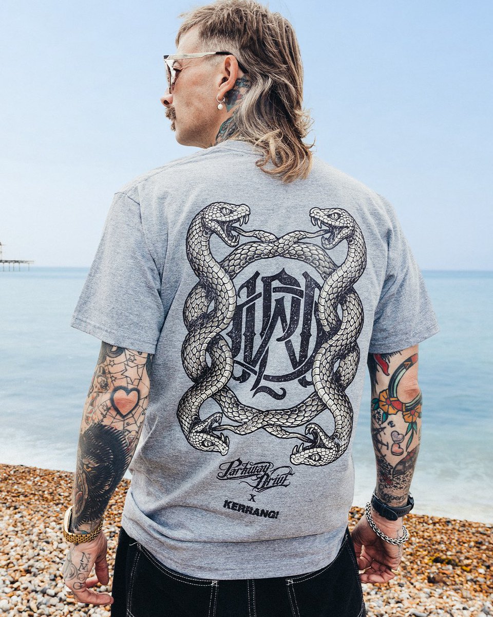 We're stoked to drop the Parkway Drive x Kerrang! capsule collection! 
Pick up the exclusive drop of tees, long-sleeve, cap, and hoodie. 

Pre-order only and when it’s gone – it’s gone.  store.kerrang.com/collections/pa…