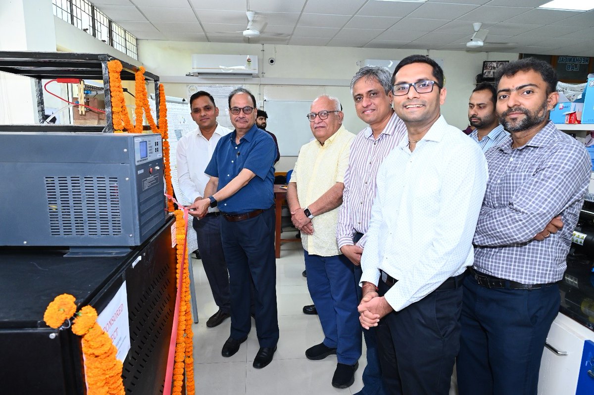 iitroorkee's tweet image. IIT Roorkee inaugurates a Green Hydrogen Production Unit under Hydro & Renewable Energy Dept using solar-powered electrolysis. A DST-backed project supporting carbon neutrality & decentralized green ammonia-fertilizer systems.
#IITRoorkee #GreenHydrogen #CarbonNeutral #DSTIndia