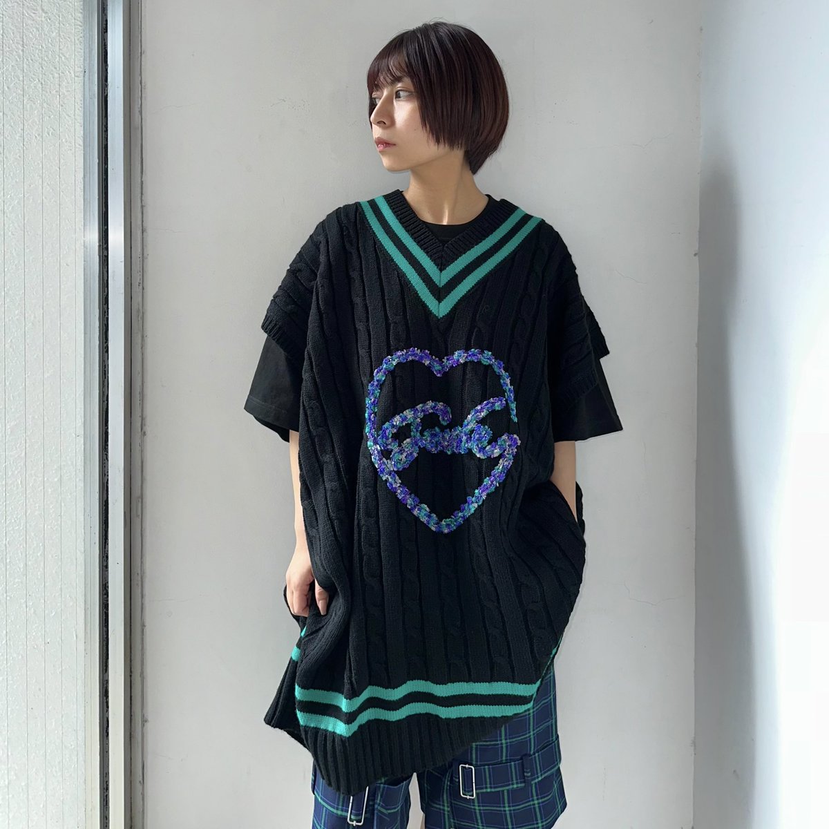 SALE品も残り僅かです🩵

[TOPS]
OVERSIZED CRICKET VEST
kidillroom.com/?pid=184687600

[PANTS]
TAILORED BONDAGE SHORT PANTS
kidillroom.com/?pid=184733859

着用モデル: 152cm(PANTS: 44size)