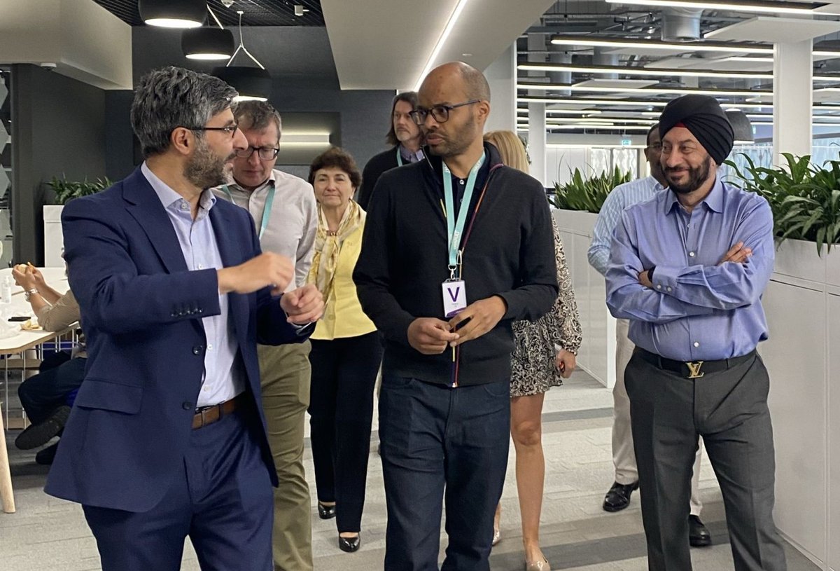 Catapult Network (@catapult_uk) on Twitter photo π
 3 months and 9 Catapults later, Executive Chair of @InnovateUK Tom Adeyoola has now completed his visits to more than 14 Catapult locations across England, Wales & Scotland, as he prepares to support the UK's innovation ecosystem and deliver on <a href="/GOVUK/">GOV.UK</a>'s new #IndustrialStrategy π
 3 months and 9 Catapults later, Executive Chair of @InnovateUK Tom Adeyoola has now completed his visits to more than 14 Catapult locations across England, Wales & Scotland, as he prepares to support the UK's innovation ecosystem and deliver on <a href="/GOVUK/">GOV.UK</a>'s new #IndustrialStrategy