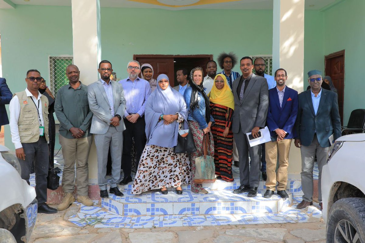 unicefsomalia's tweet image. #UNICEF welcomed @NLinSomalia to highlight the Accelerated Sanitation and Water for All (ASWA) program with the Puntland Ministry of Water and launch the WASH Sustainability Report and response plan. Included were visits to Burtinle community and IDP camps.