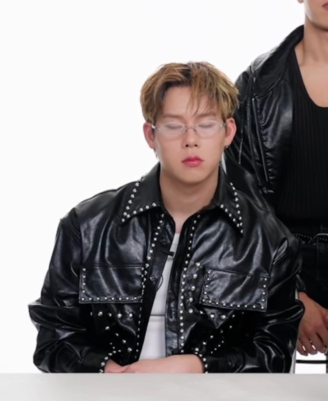 Radiant_JH_1006's tweet photo. 😍😍😍 https://t.co/u3tIRt7afB