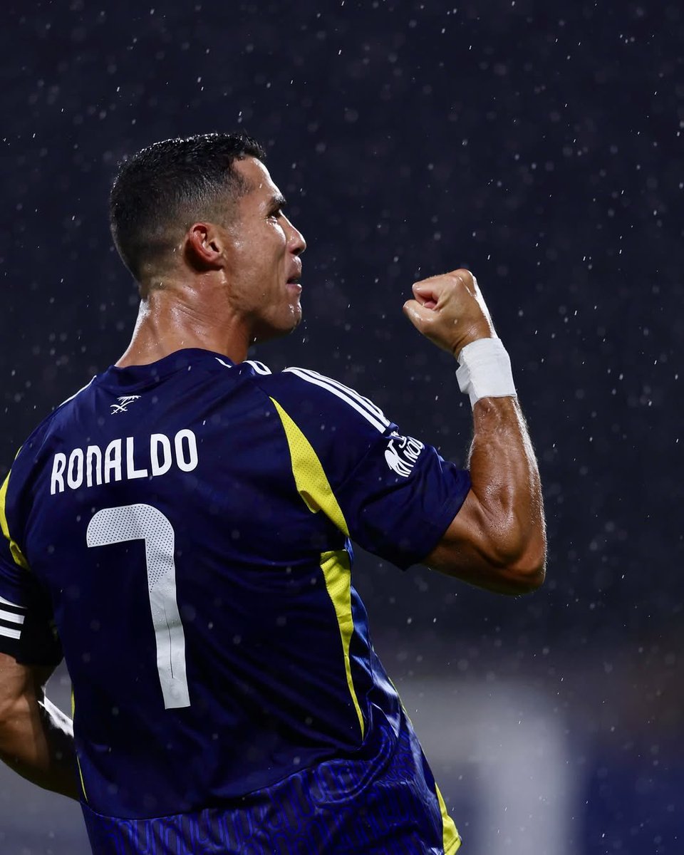 A magical day 🪄 7/7

Explore all about Cristiano Ronaldo’s life and career at the CR7 Museum!