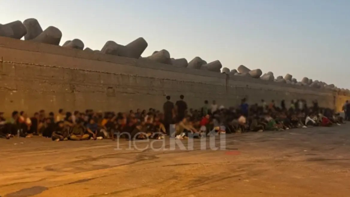 «Ασφυξία» στην Κρήτη από τις καραβιές των  μεταναστών από τη Λιβύη - Δεν είχαν πού να φιλοξενήσουν τους μισούς από τους 840 που έφτασαν χθες   
police-voice.com/2025/07/840.ht…