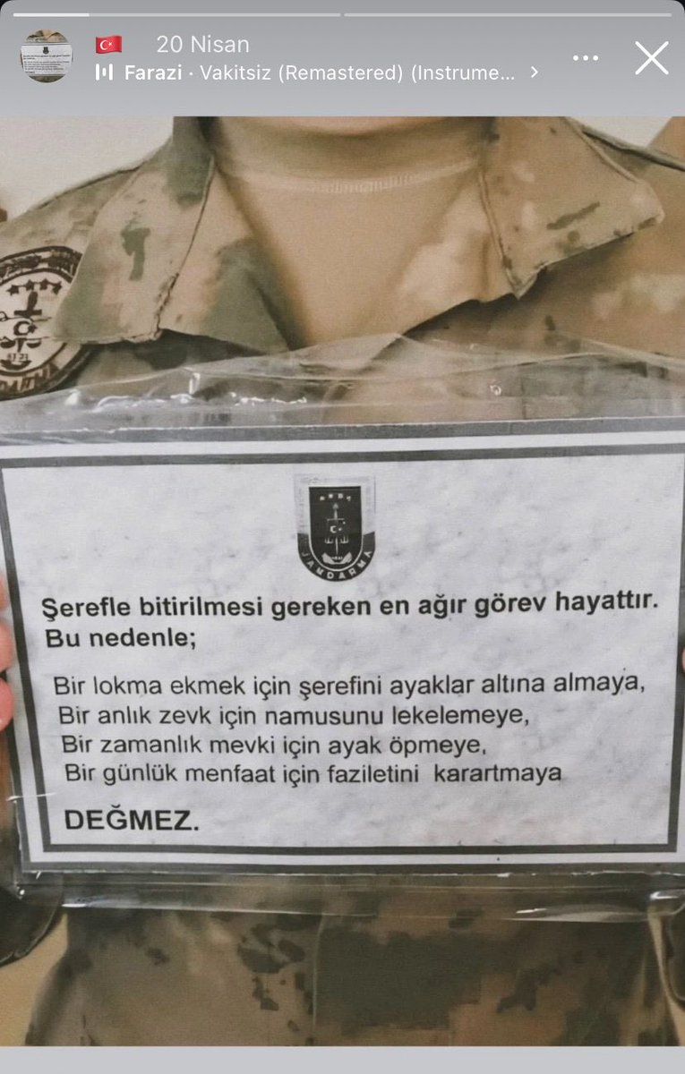 🔴 Şehit Piyade Sözleşmeli Er Özkan Özkanlı'nın, 20 Nisan'da yaptığı paylaşım:  

"Şerefle bitirilmesi gereken en ağır görev hayattır."

Mekanın cennet olsun.