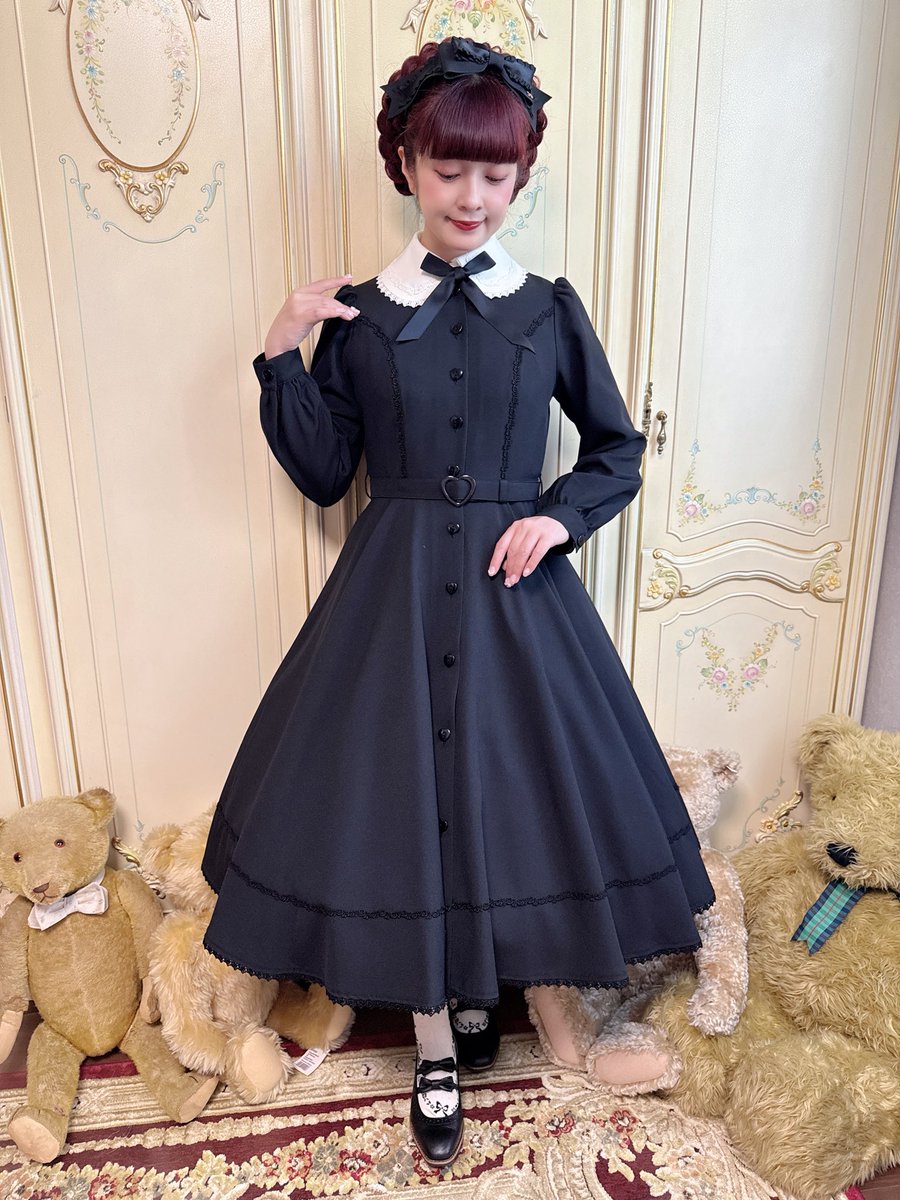 ハートボタン長袖ワンピース👗黒 #イノワさん