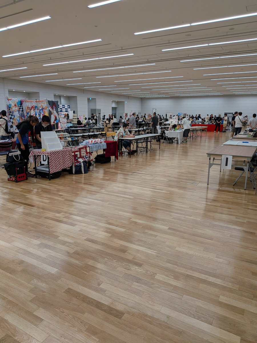 eighthwonderjp's tweet image. 今回、新しく広い快適な会場での100組以上のアーティストが出展した、アーティストアレイの規模で言えば国内最大規模のイベント。新規の会場ゆえの大小様々な問題もありましたが、概ね良かったのでなないかと
アーティストの皆様からも好評だったこの会場でまた開催して欲しいなぁ😆
#ジャパコミ2025