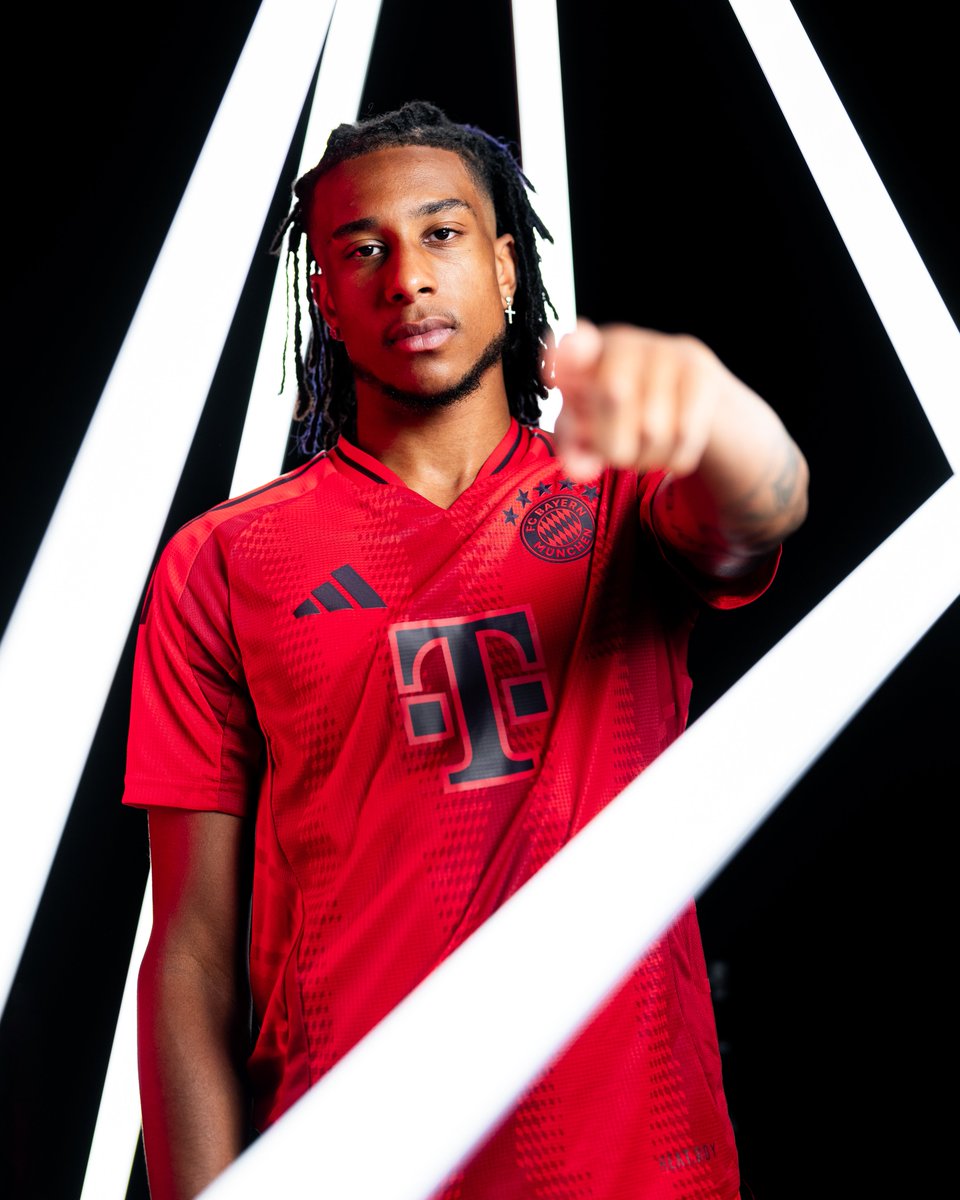 Heute vor einem Jahr! ⏪

Michael Olise 🤝 FC Bayern ✍️